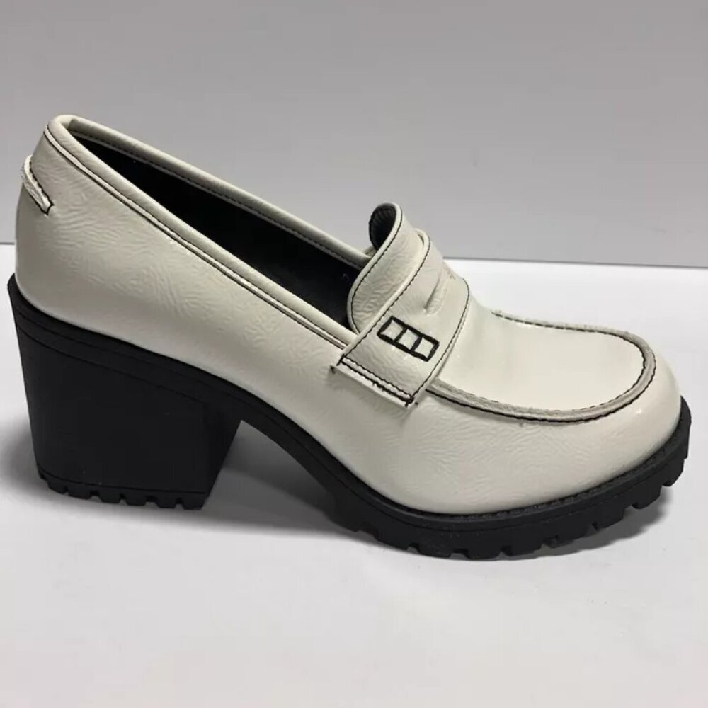 Dirty Laundry Women’s Liberty, White Slip-On Loafers, Size 9M